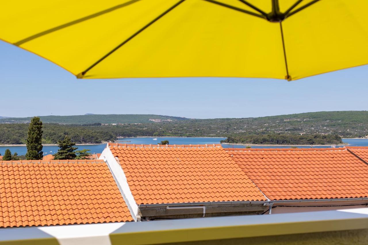The Rooftop Apartment Punat Exteriör bild