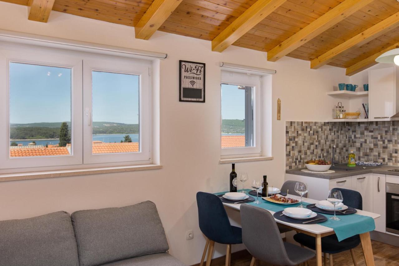 The Rooftop Apartment Punat Exteriör bild